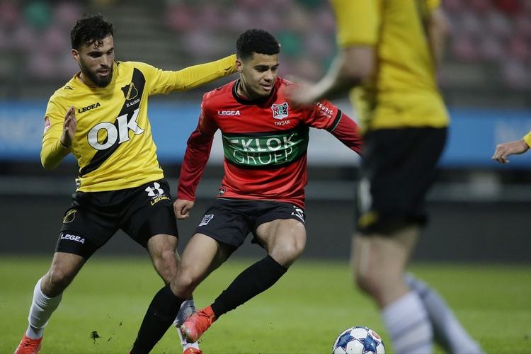 在赛后的更 在赛后的更