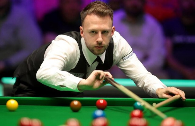 虽然他的身 虽然他的身